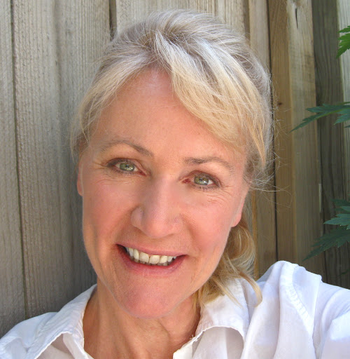 Allison Douglass Photo 7
