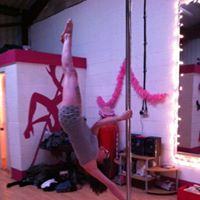 Chloe Walker Photo 6