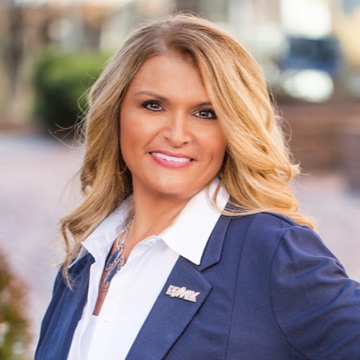 Pamela Price Photo 42