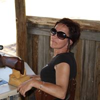 Joanne Swanson Photo 6
