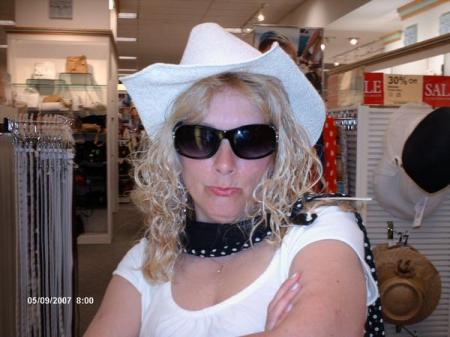 Tina Miles Photo 4