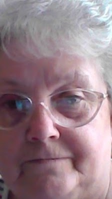 Pauline Yates Photo 23