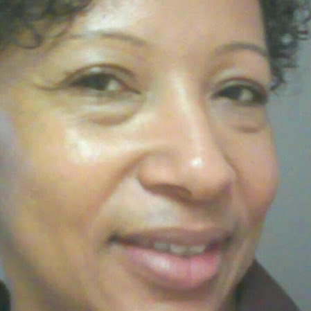 Angela Dumas Photo 28