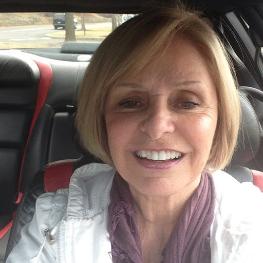Mandy Gabel Photo 4