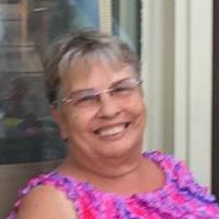 Linda Calvert Photo 46