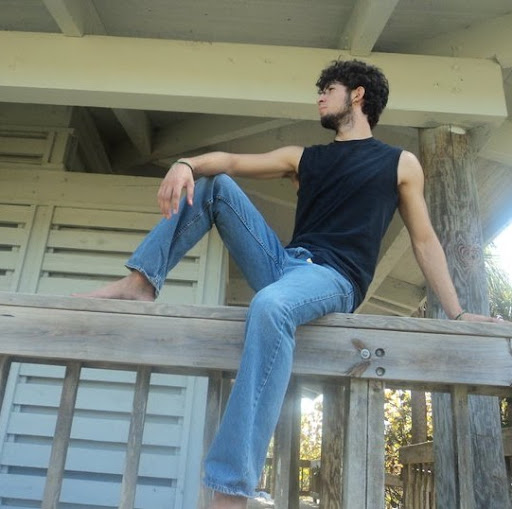 Andrew Garcia Photo 22