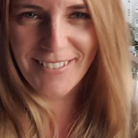 Catherine Wright Photo 16