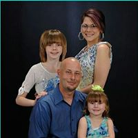 Carrie Hendricks Photo 34