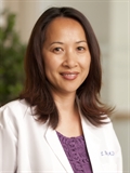 Linh Huynh Photo 1