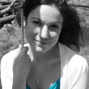 Sara Field Photo 31