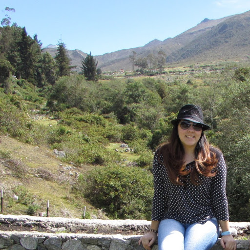 Katherine Acosta Photo 11