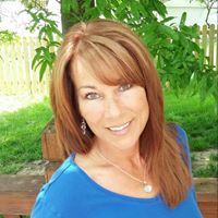 Heather Robbins Photo 15