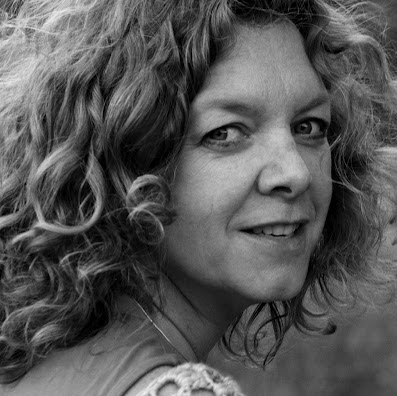 Martha Mckenzie Photo 15