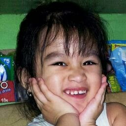 Elizabeth Agustin Photo 24