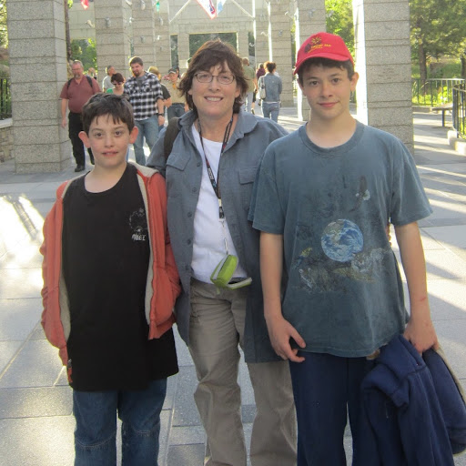 Laura Rosenthal Photo 33