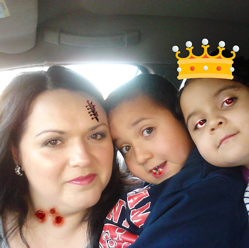 Ruth Estrada Photo 35
