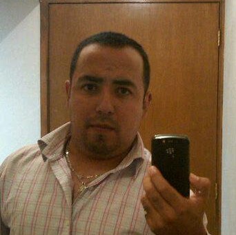 Guillermo Flores Photo 45