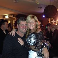 Deborah Oxley Photo 11