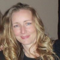 Stephanie Collier Photo 31