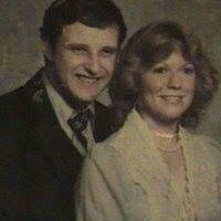 Vickie Hall Photo 26
