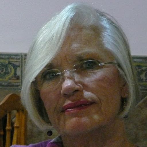 Ann Heath Photo 32