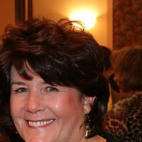 Julie Gallagher Photo 10