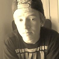 Aaron Couch Photo 36