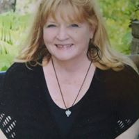 Suzanne Magee Photo 6