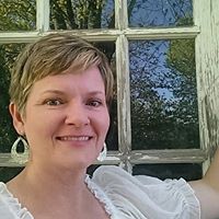 Serena Robinson Photo 36