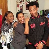 Yolanda Roberts Photo 23