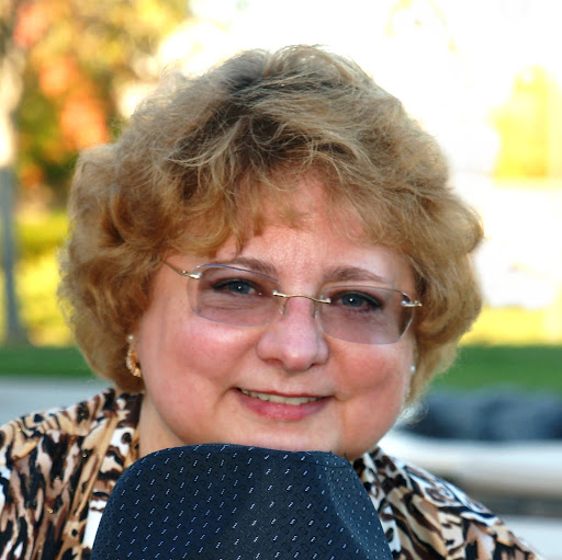 Connie Wright Photo 38