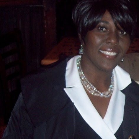 Terri Andrews Photo 25