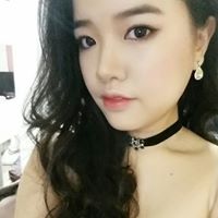 Caroline Pham Photo 26