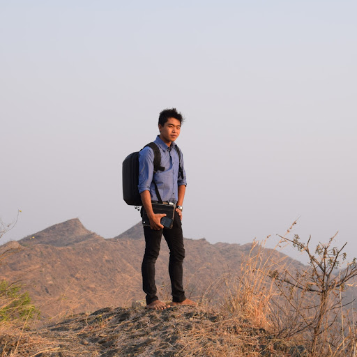 Shwe Win Photo 6
