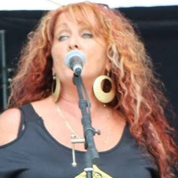 Theresa Gray Photo 40