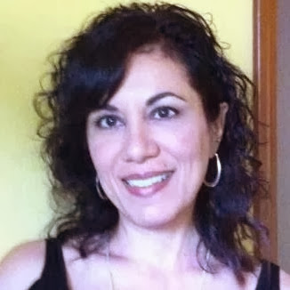 Elizabeth Holm Photo 5