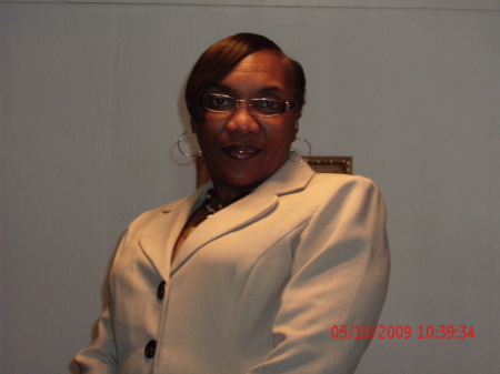 Virginia Giles Photo 26