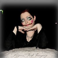 Sarah Freeman Photo 21