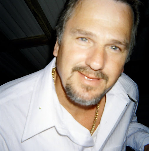 Terry Travis Photo 39
