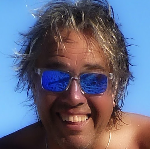 Marcus Hamilton Photo 26