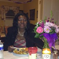 Janet Centeno Photo 19