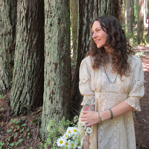 Rebecca Gregg Photo 9