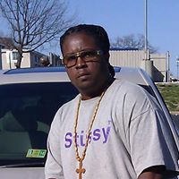 Wayne Tyler Photo 15