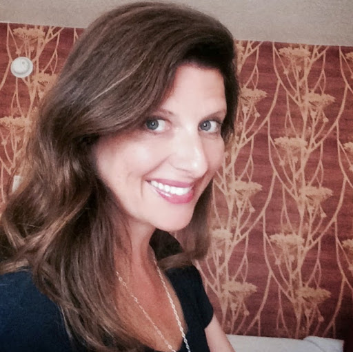 Allison Schlesinger Photo 4