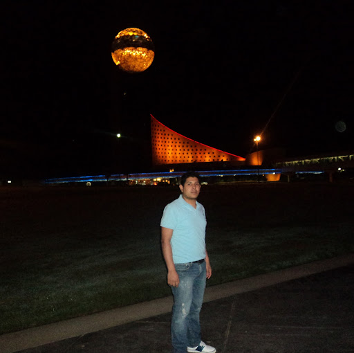 Reynaldo Vega Photo 16