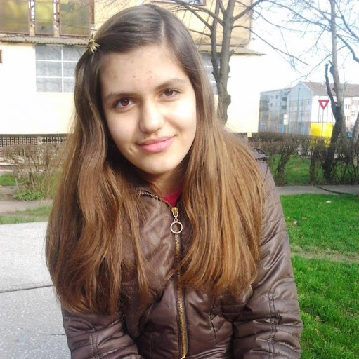 Alexandra Albu Photo 9