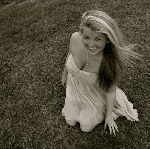 Katherine Merrill Photo 27