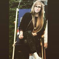 Esther Lawrence Photo 15