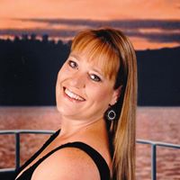 Rachael Walls Photo 20