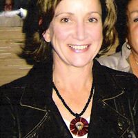 Helen Young Photo 40
